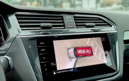 Volkswagen Tiguan II, 2022 год, 2 540 000 рублей, 11 фотография