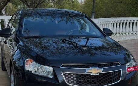 Chevrolet Cruze II, 2012 год, 850 000 рублей, 3 фотография