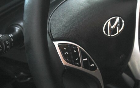 Hyundai Elantra V, 2012 год, 1 099 000 рублей, 23 фотография