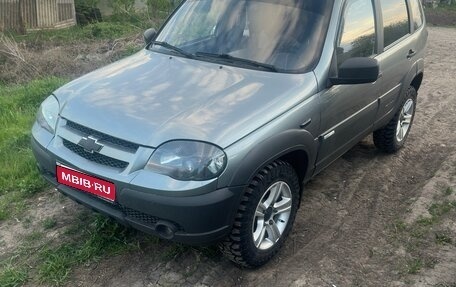 Chevrolet Niva I рестайлинг, 2012 год, 700 000 рублей, 1 фотография