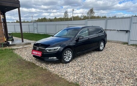 Volkswagen Passat B8 рестайлинг, 2017 год, 1 650 000 рублей, 1 фотография