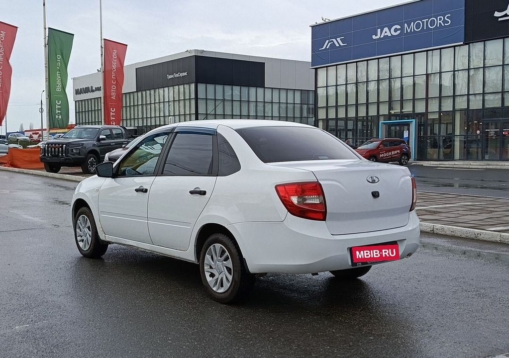 ВАЗ (LADA) Granta I, 2018 год, 430 000 рублей, 7 фотография