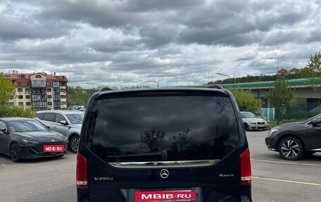 Mercedes-Benz V-Класс, 2019 год, 6 650 000 рублей, 4 фотография