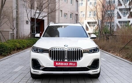 BMW X7, 2022 год, 7 850 000 рублей, 2 фотография
