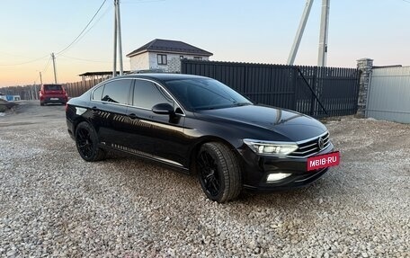 Volkswagen Passat B8 рестайлинг, 2019 год, 2 500 000 рублей, 7 фотография