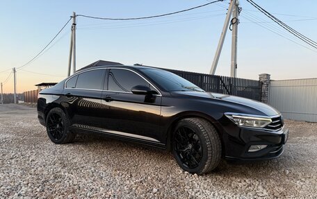 Volkswagen Passat B8 рестайлинг, 2019 год, 2 500 000 рублей, 12 фотография