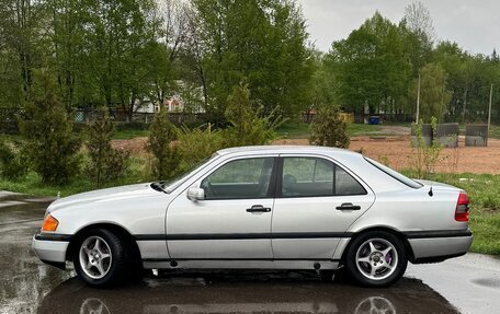 Mercedes-Benz C-Класс, 1994 год, 370 000 рублей, 3 фотография