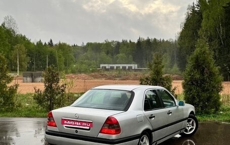 Mercedes-Benz C-Класс, 1994 год, 370 000 рублей, 4 фотография
