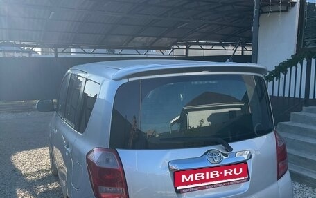 Toyota Ractis I, 2007 год, 700 000 рублей, 4 фотография