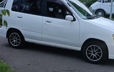 Nissan Cube II, 2002 год, 280 000 рублей, 12 фотография