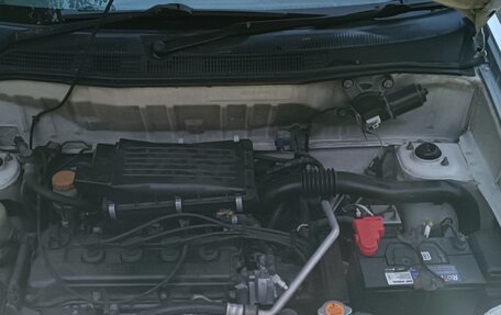 Nissan Cube II, 2002 год, 280 000 рублей, 15 фотография