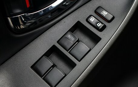 Toyota RAV4, 2011 год, 1 260 000 рублей, 16 фотография