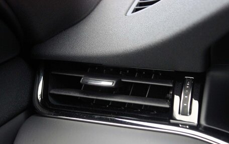 Land Rover Range Rover Evoque II, 2021 год, 3 100 000 рублей, 36 фотография