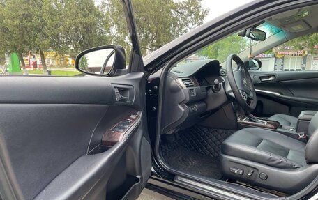 Toyota Camry, 2017 год, 2 200 000 рублей, 10 фотография