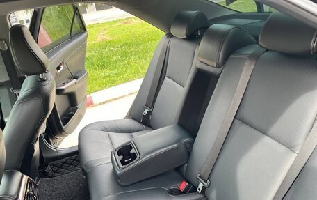 Toyota Camry, 2017 год, 2 200 000 рублей, 12 фотография