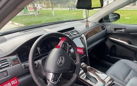 Toyota Camry, 2017 год, 2 200 000 рублей, 11 фотография