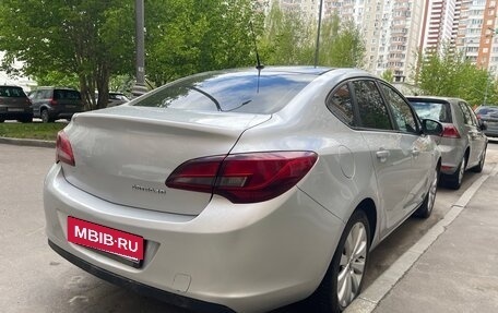 Opel Astra J, 2012 год, 760 000 рублей, 3 фотография