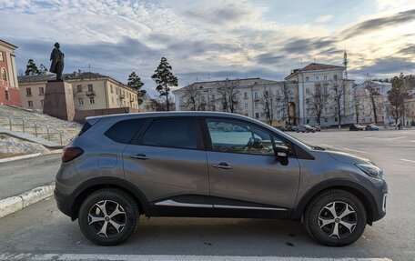Renault Kaptur I рестайлинг, 2018 год, 1 470 000 рублей, 4 фотография
