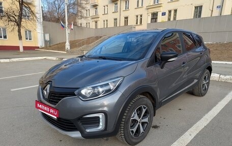 Renault Kaptur I рестайлинг, 2018 год, 1 470 000 рублей, 9 фотография