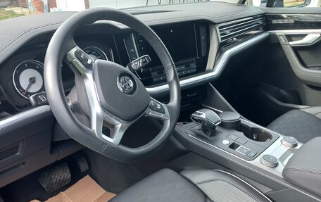 Volkswagen Touareg III, 2020 год, 8 000 000 рублей, 18 фотография