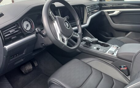Volkswagen Touareg III, 2020 год, 8 000 000 рублей, 16 фотография