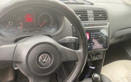 Volkswagen Polo VI (EU Market), 2013 год, 590 000 рублей, 8 фотография