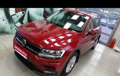 Volkswagen Tiguan II, 2018 год, 3 050 000 рублей, 1 фотография