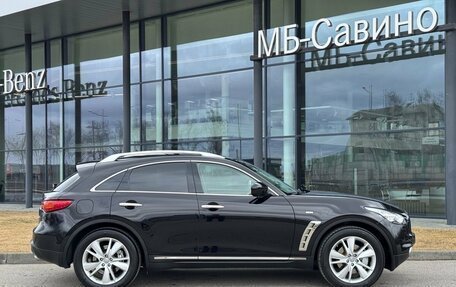 Infiniti QX70, 2016 год, 3 150 000 рублей, 4 фотография