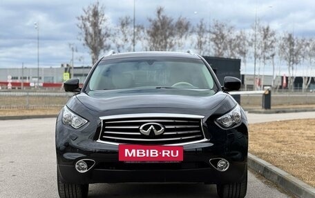 Infiniti QX70, 2016 год, 3 150 000 рублей, 6 фотография