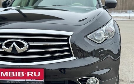 Infiniti QX70, 2016 год, 3 150 000 рублей, 11 фотография