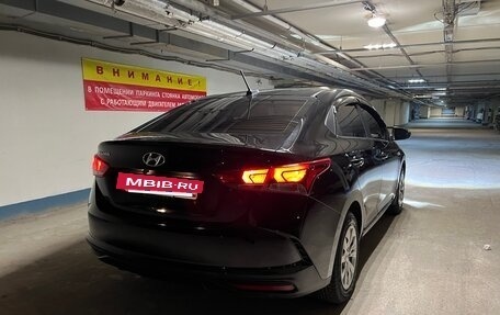 Hyundai Solaris II рестайлинг, 2021 год, 1 620 000 рублей, 3 фотография