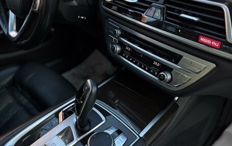 BMW 7 серия, 2016 год, 4 350 000 рублей, 5 фотография
