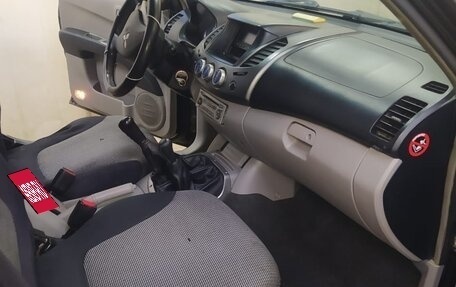 Mitsubishi L200 IV рестайлинг, 2007 год, 1 170 000 рублей, 18 фотография