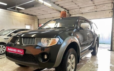 Mitsubishi L200 IV рестайлинг, 2007 год, 1 170 000 рублей, 24 фотография