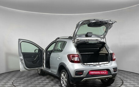Renault Sandero II рестайлинг, 2019 год, 1 399 000 рублей, 8 фотография