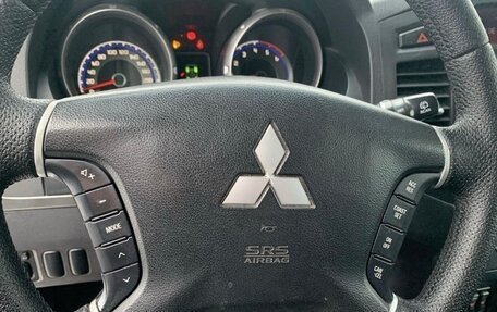 Mitsubishi Pajero IV, 2008 год, 1 399 000 рублей, 9 фотография