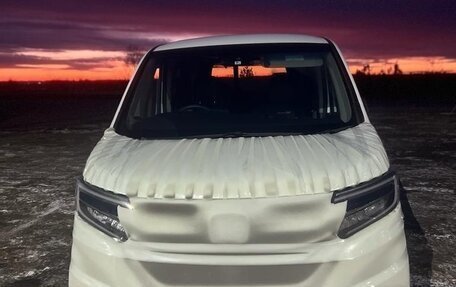 Honda Stepwgn IV, 2020 год, 3 000 000 рублей, 8 фотография