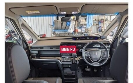 Honda Stepwgn IV, 2020 год, 3 000 000 рублей, 9 фотография