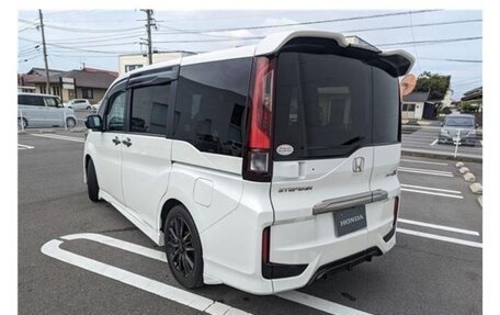 Honda Stepwgn IV, 2020 год, 3 000 000 рублей, 14 фотография