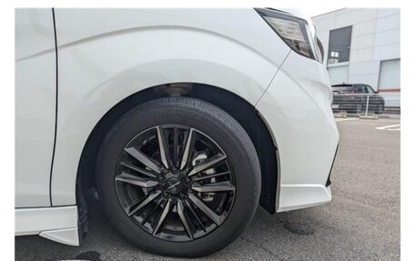 Honda Stepwgn IV, 2020 год, 3 000 000 рублей, 16 фотография