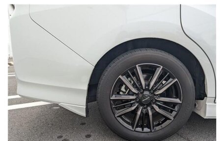 Honda Stepwgn IV, 2020 год, 3 000 000 рублей, 15 фотография
