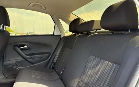 Volkswagen Polo VI (EU Market), 2017 год, 600 000 рублей, 21 фотография