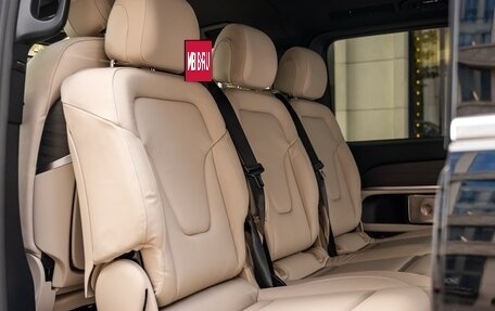 Mercedes-Benz V-Класс, 2024 год, 15 700 000 рублей, 15 фотография