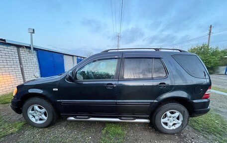 Mercedes-Benz M-Класс, 2000 год, 700 000 рублей, 2 фотография