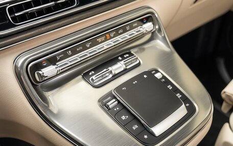 Mercedes-Benz V-Класс, 2024 год, 15 700 000 рублей, 19 фотография