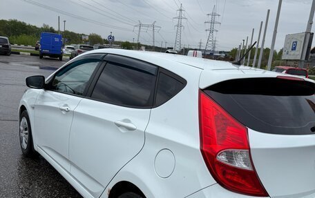 Hyundai Solaris II рестайлинг, 2015 год, 1 050 000 рублей, 4 фотография