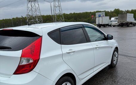 Hyundai Solaris II рестайлинг, 2015 год, 1 050 000 рублей, 3 фотография