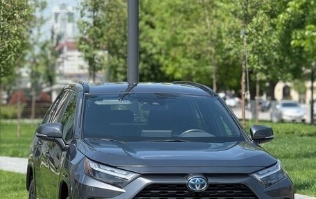 Toyota RAV4, 2022 год, 4 200 000 рублей, 3 фотография