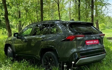 Toyota RAV4, 2022 год, 4 200 000 рублей, 9 фотография