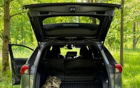 Toyota RAV4, 2022 год, 4 200 000 рублей, 25 фотография